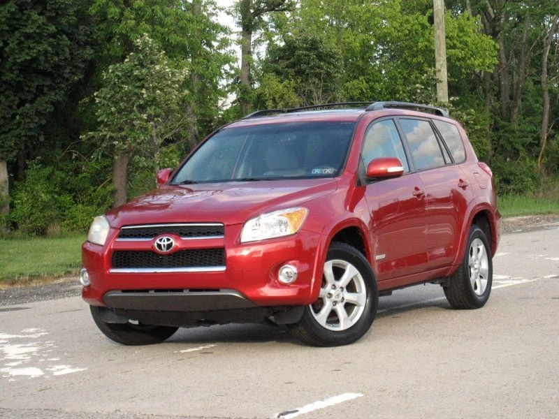 2011 Toyota RAV4 3rd Gen - Image 2 of 12