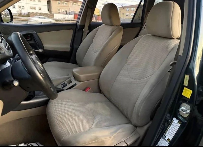 2011 Toyota RAV4 3rd Gen - Image 11 of 12