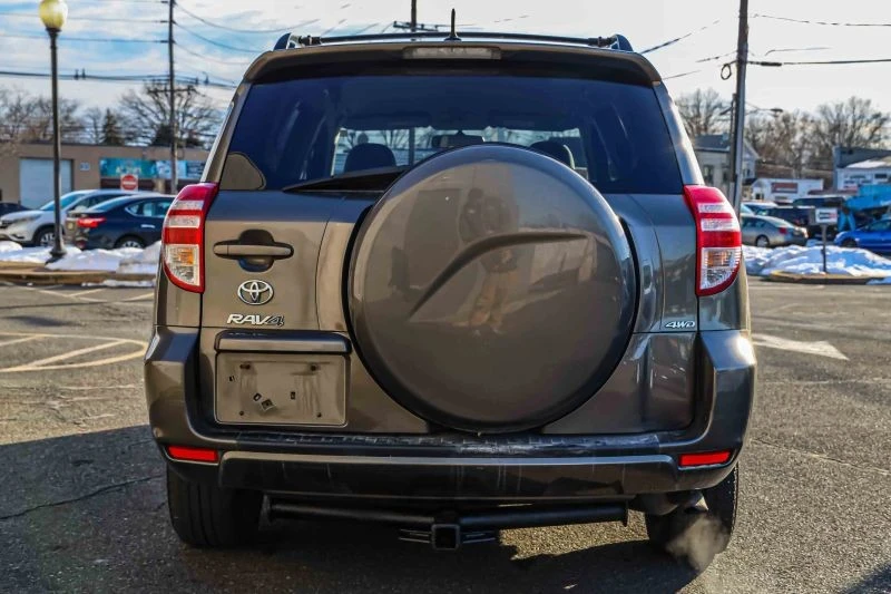 2011 Toyota RAV4 3rd Gen - Image 5 of 12
