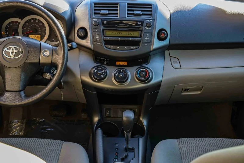 2011 Toyota RAV4 3rd Gen - Image 10 of 12