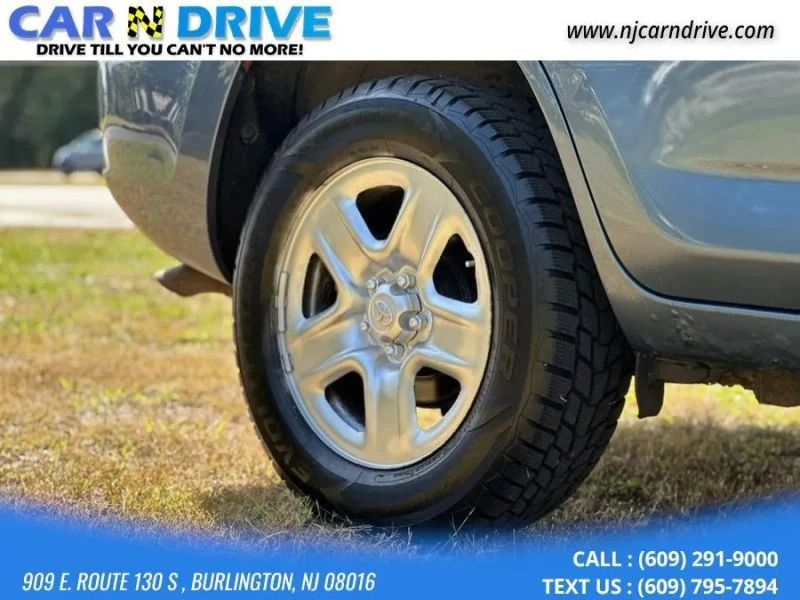 2011 Toyota RAV4 3rd Gen - Image 9 of 12