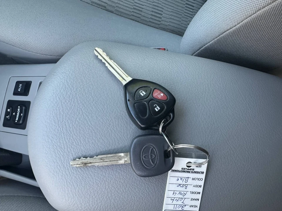 2011 Toyota RAV4 3rd Gen - Image 14 of 21