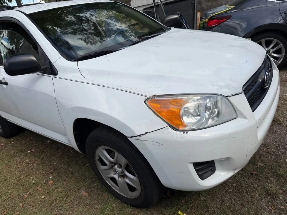 2011 Toyota RAV4 3rd Gen - Image 11 of 12