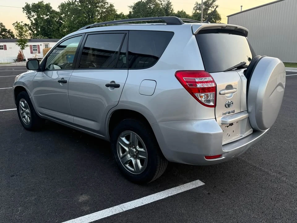 2011 Toyota RAV4 3rd Gen - Image 7 of 16