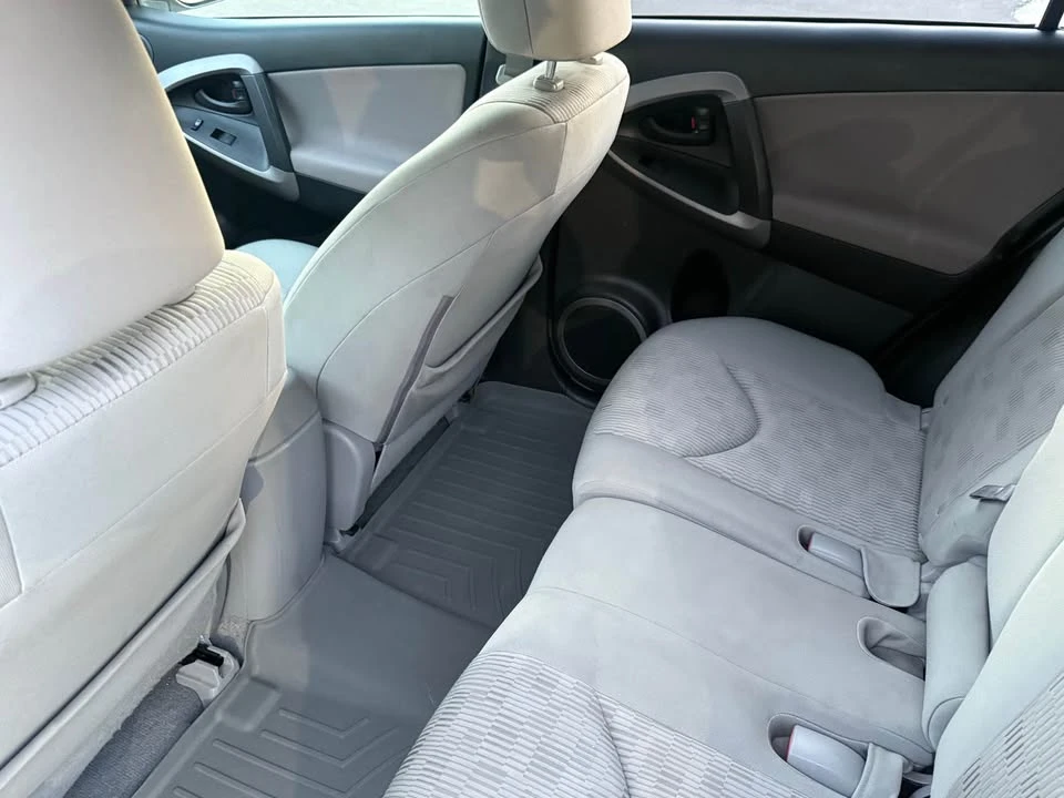 2011 Toyota RAV4 3rd Gen - Image 9 of 16