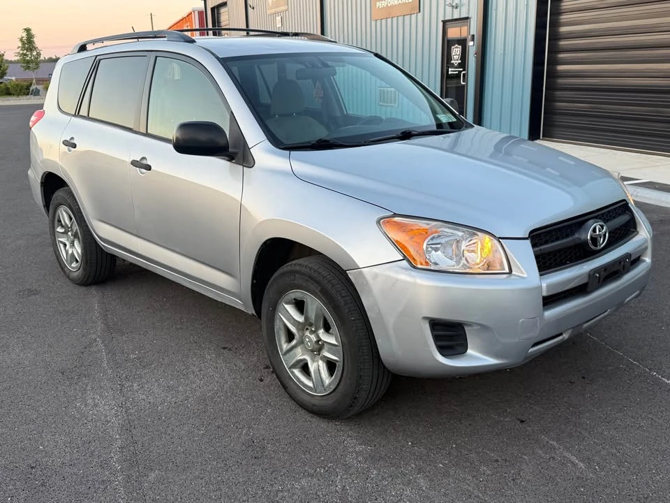 2011 Toyota RAV4 3rd Gen - Image 3 of 16