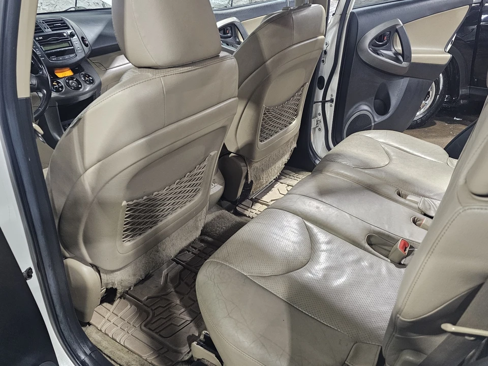 2011 Toyota RAV4 3rd Gen - Image 13 of 21