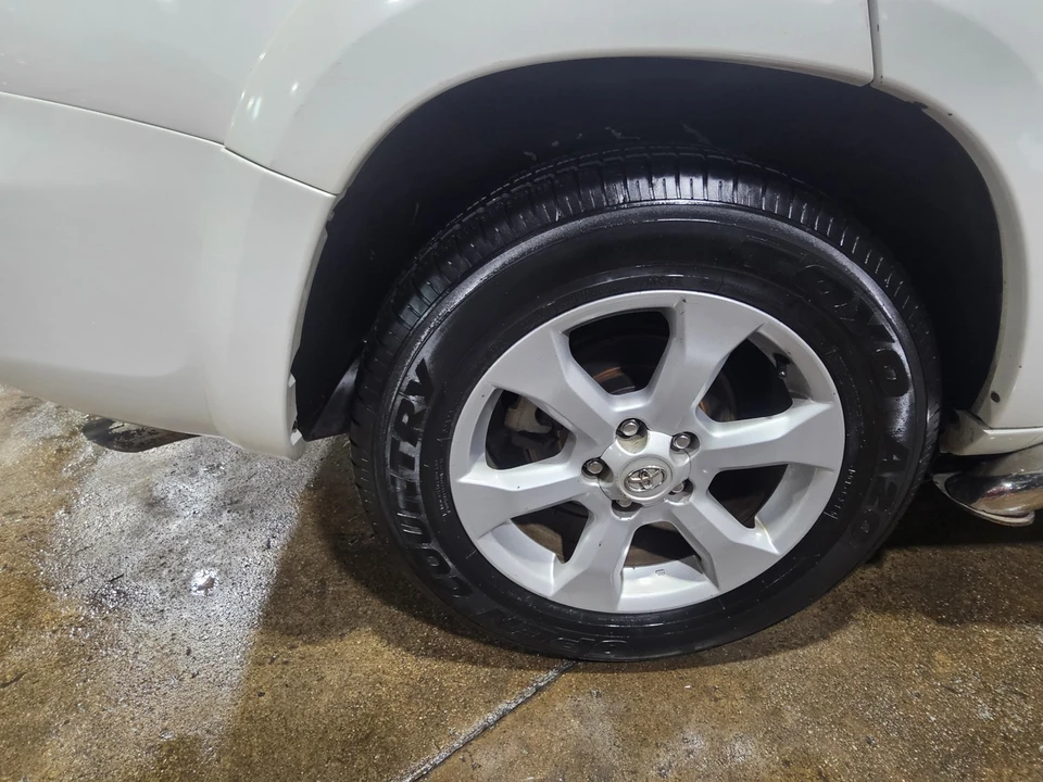 2011 Toyota RAV4 3rd Gen - Image 7 of 21