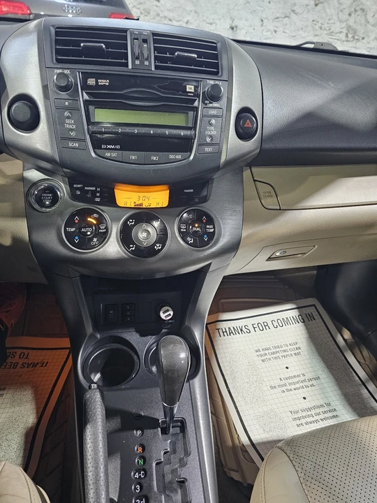2011 Toyota RAV4 3rd Gen - Image 21 of 21