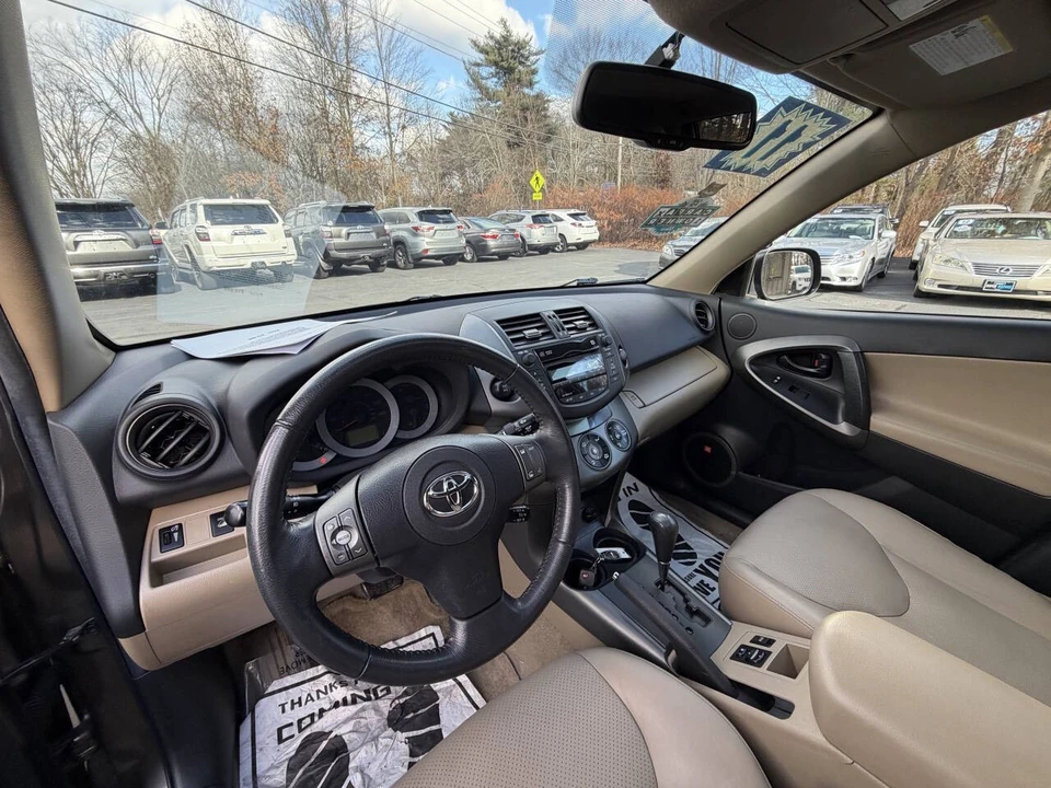 2011 Toyota RAV4 3rd Gen - Image 18 of 21