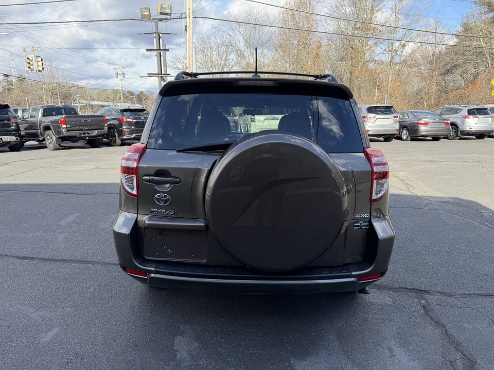 2011 Toyota RAV4 3rd Gen - Image 9 of 21