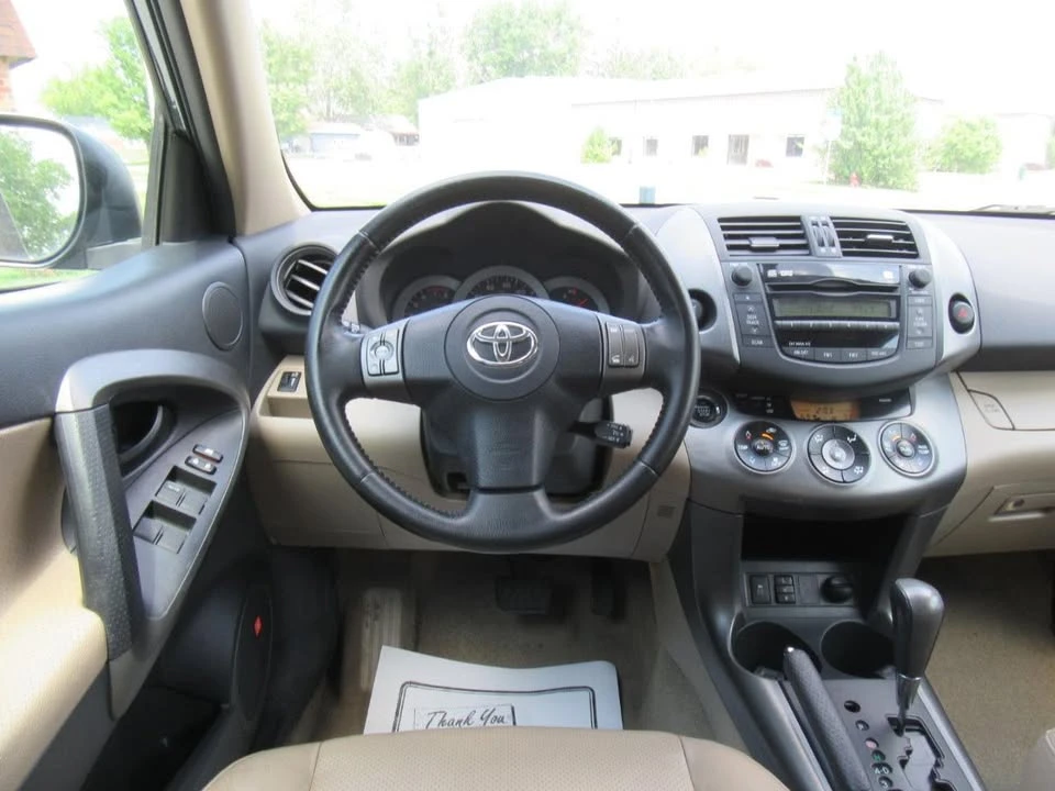 2011 Toyota RAV4 3rd Gen - Image 11 of 20