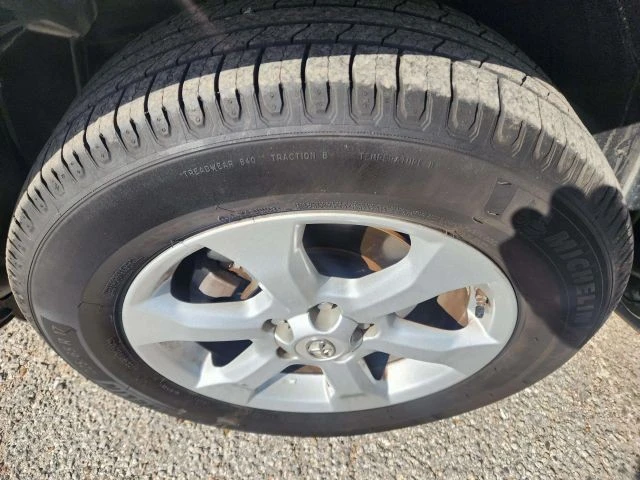 2011 Toyota RAV4 3rd Gen - Image 15 of 21