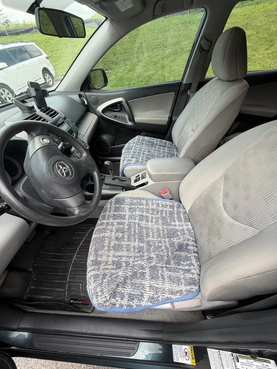 2011 Toyota RAV4 3rd Gen - Image 5 of 6