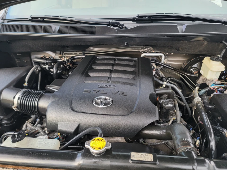 2011 Toyota Sequoia 2nd Gen - Image 11 of 20