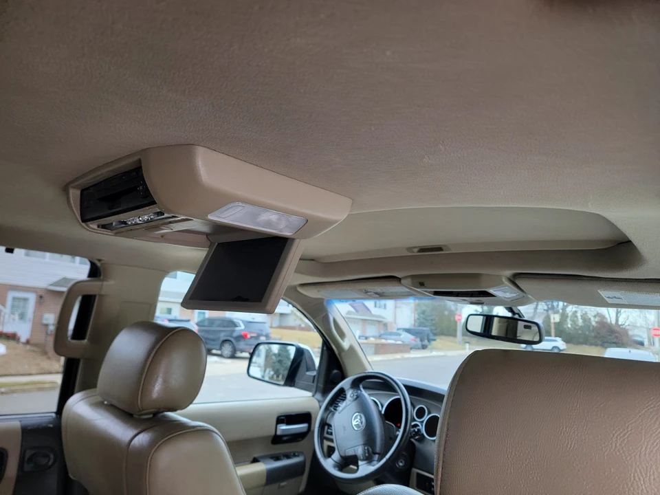2011 Toyota Sequoia 2nd Gen - Image 19 of 20