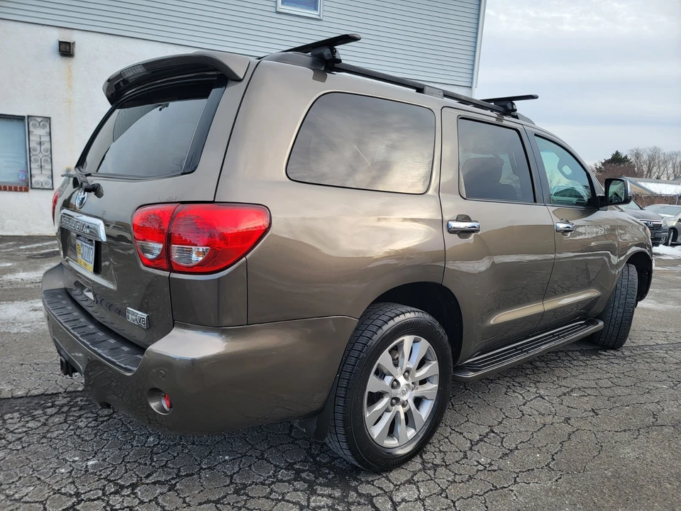 2011 Toyota Sequoia 2nd Gen - Image 4 of 20