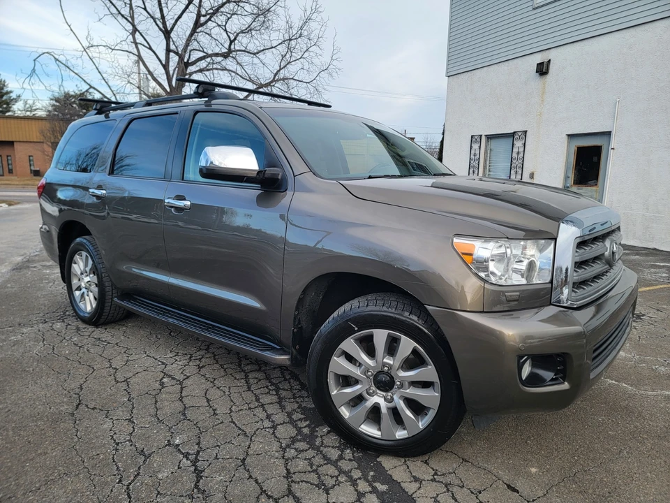 2011 Toyota Sequoia 2nd Gen - Image 2 of 20