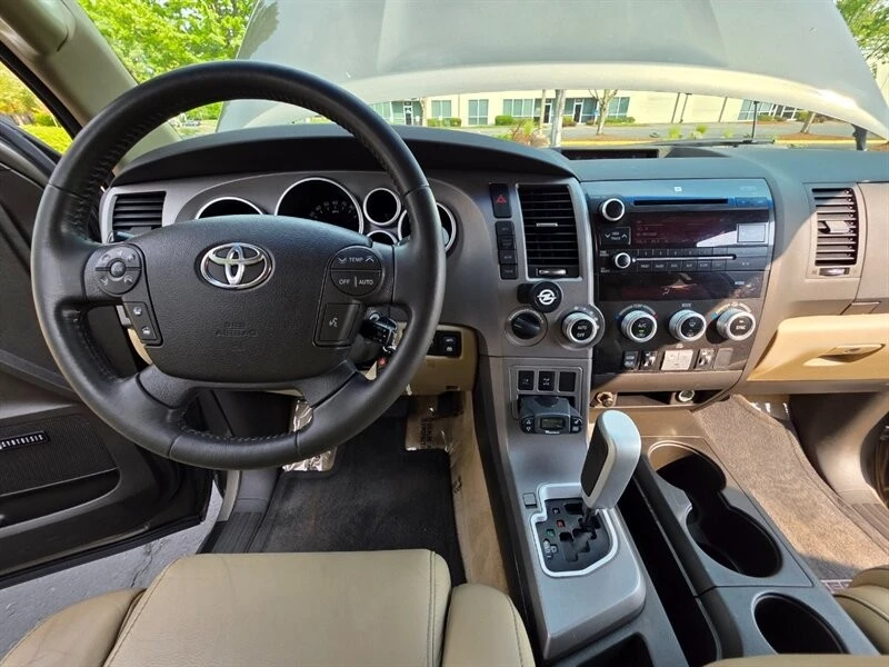 2011 Toyota Sequoia 2nd Gen - Image 19 of 21