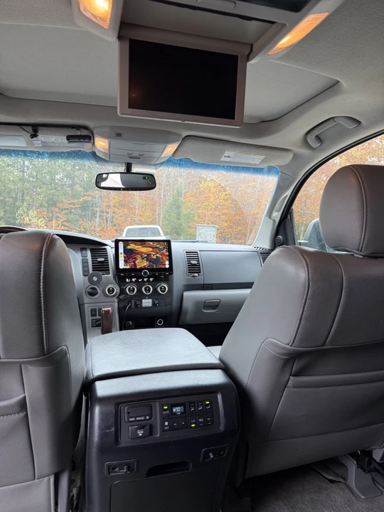 2011 Toyota Sequoia 2nd Gen - Image 8 of 14