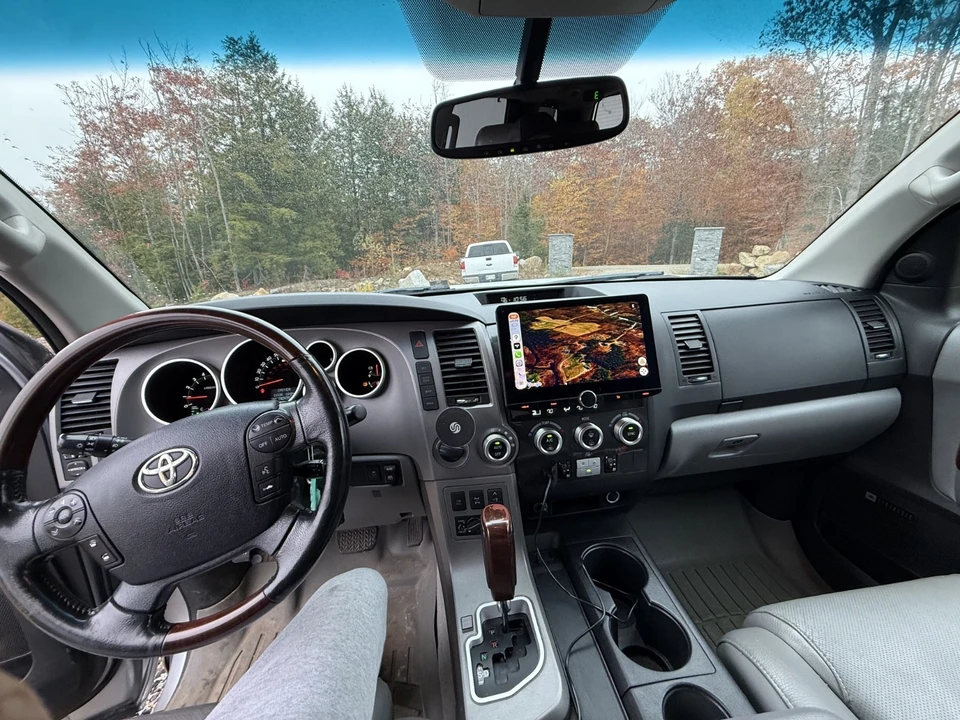 2011 Toyota Sequoia 2nd Gen - Image 2 of 14