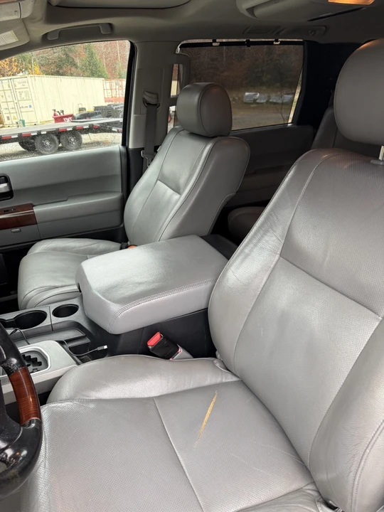 2011 Toyota Sequoia 2nd Gen - Image 4 of 14