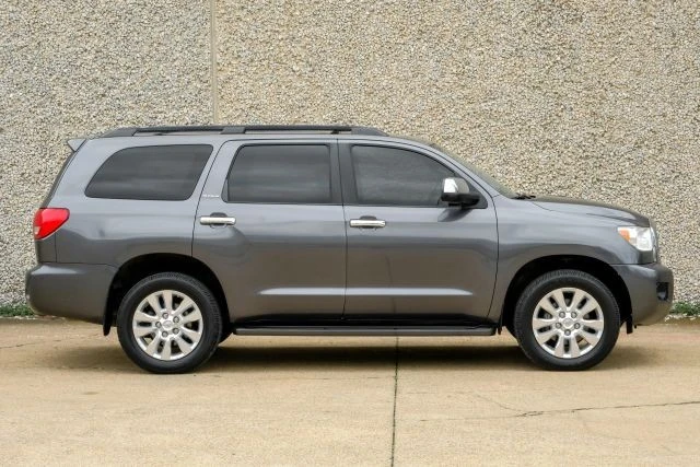 2011 Toyota Sequoia 2nd Gen - Image 8 of 21