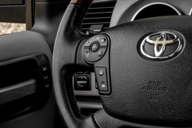 2011 Toyota Sequoia 2nd Gen - Image 19 of 21