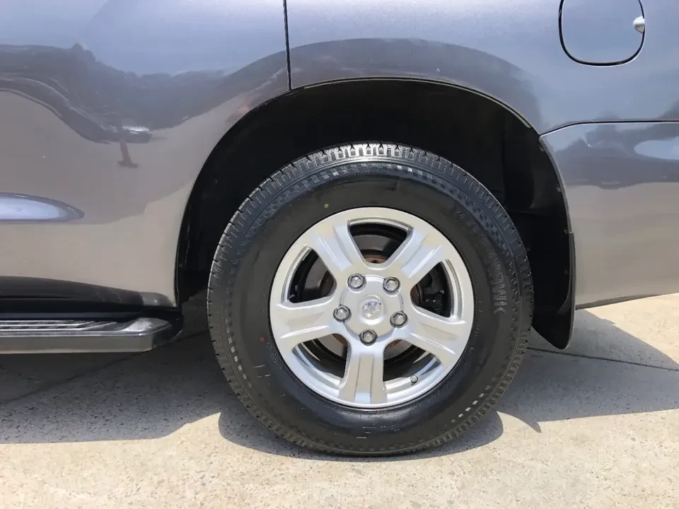 2011 Toyota Sequoia 2nd Gen - Image 20 of 20