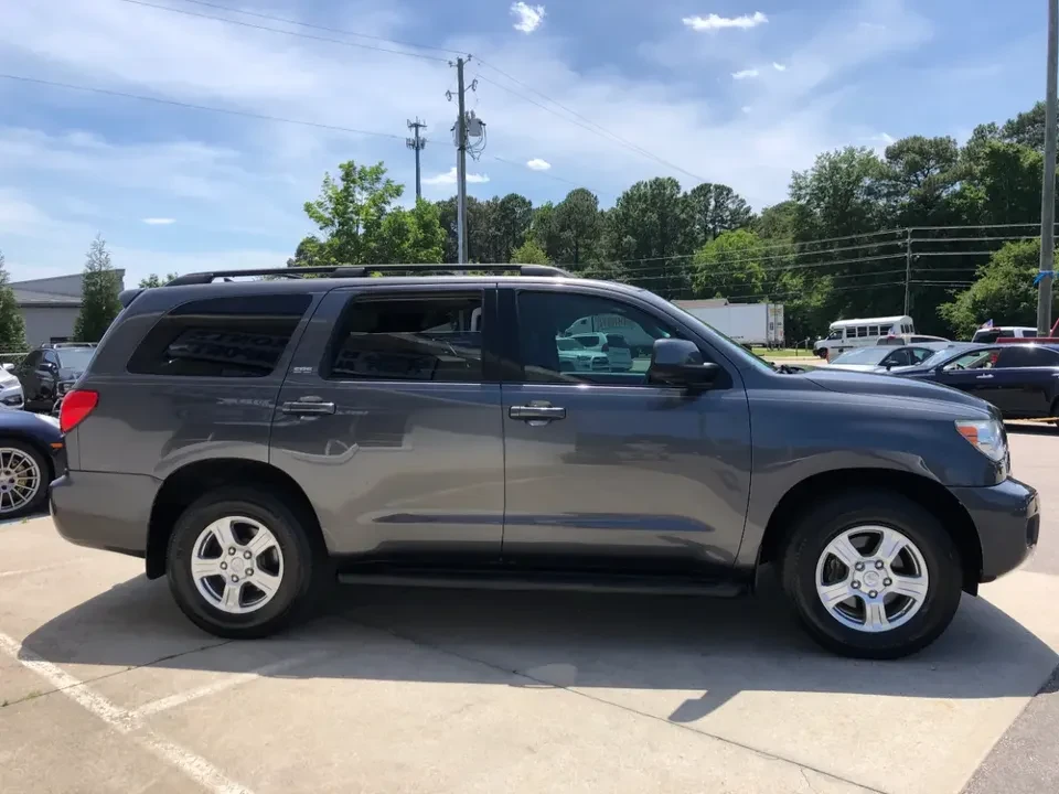 2011 Toyota Sequoia 2nd Gen - Image 4 of 20