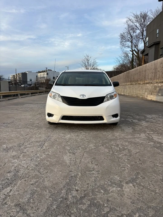 2011 Toyota Sienna 3rd Gen - Image 2 of 17