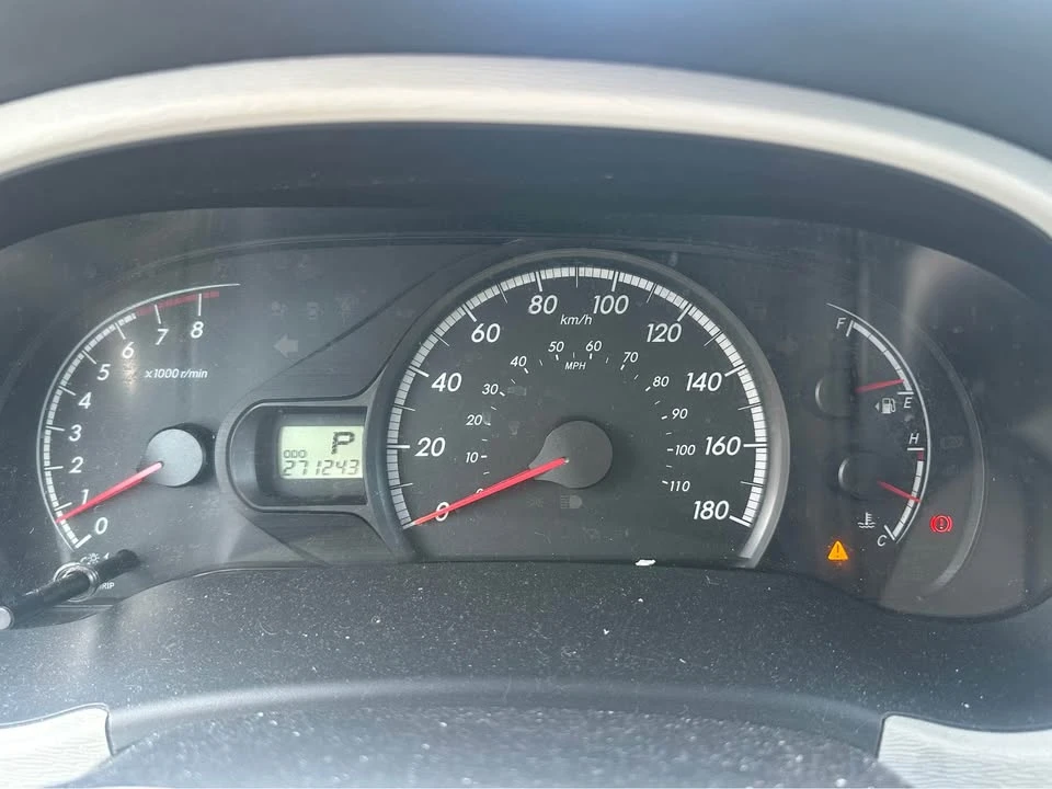 2011 Toyota Sienna 3rd Gen - Image 11 of 20