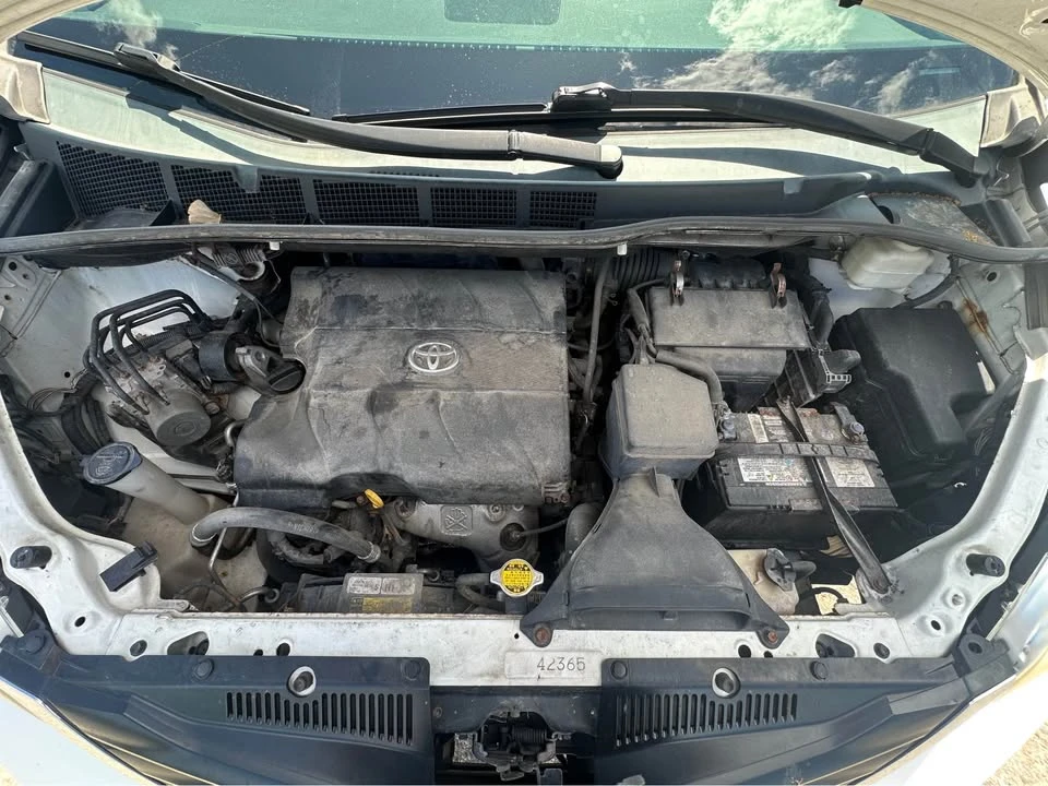 2011 Toyota Sienna 3rd Gen - Image 18 of 20