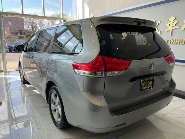 2011 Toyota Sienna 3rd Gen - Image 4 of 28