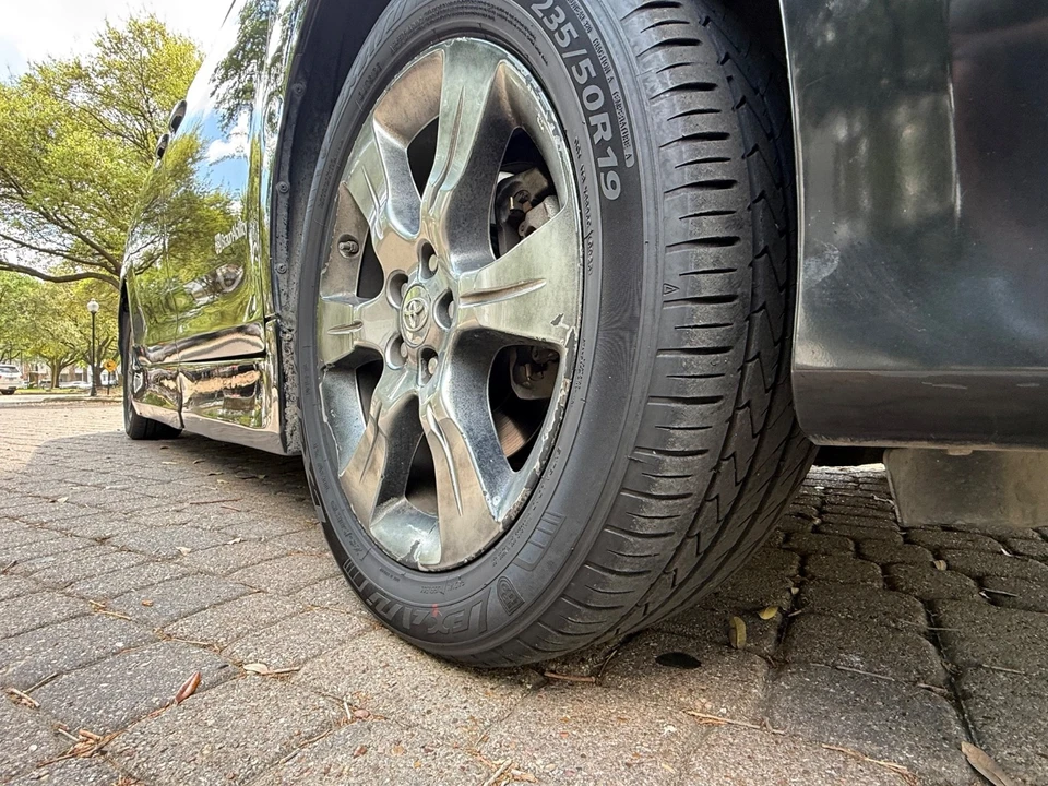2011 Toyota Sienna 3rd Gen - Image 14 of 24