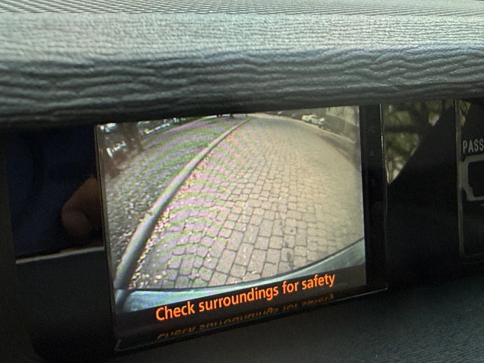 2011 Toyota Sienna 3rd Gen - Image 22 of 24