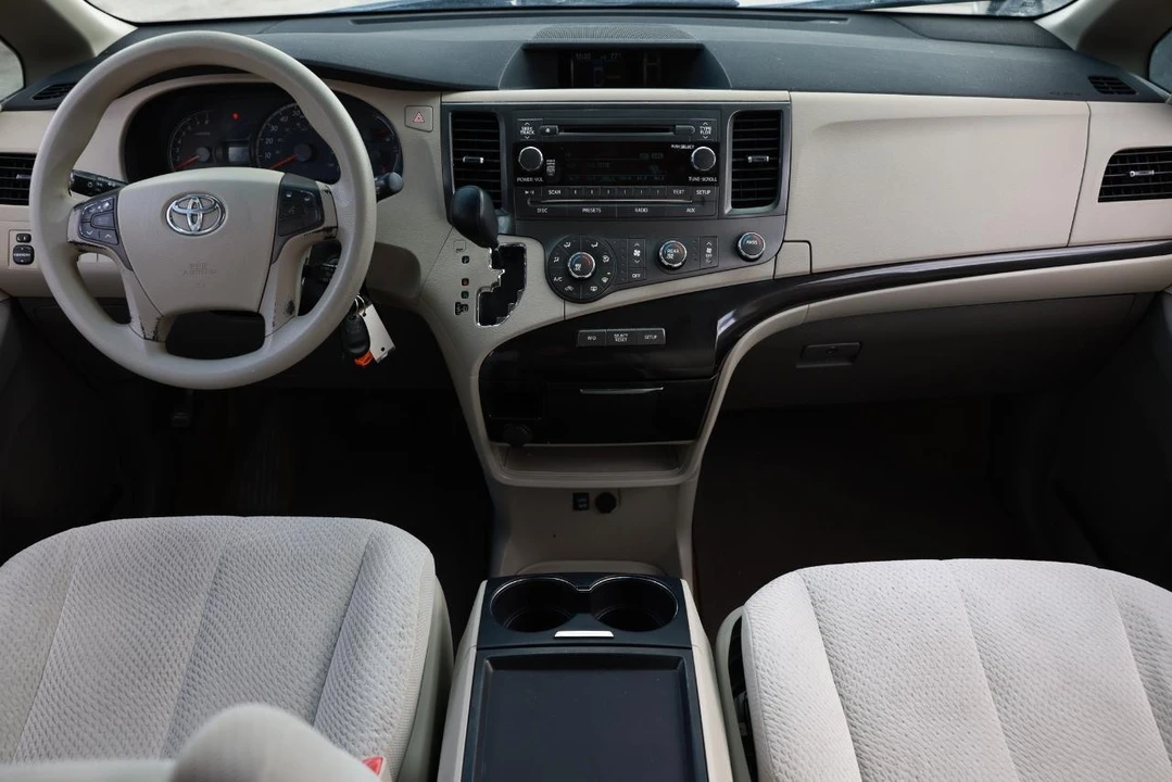 2011 Toyota Sienna 3rd Gen - Image 2 of 21