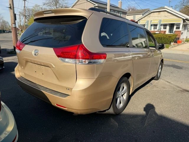 2011 Toyota Sienna 3rd Gen - Image 6 of 13