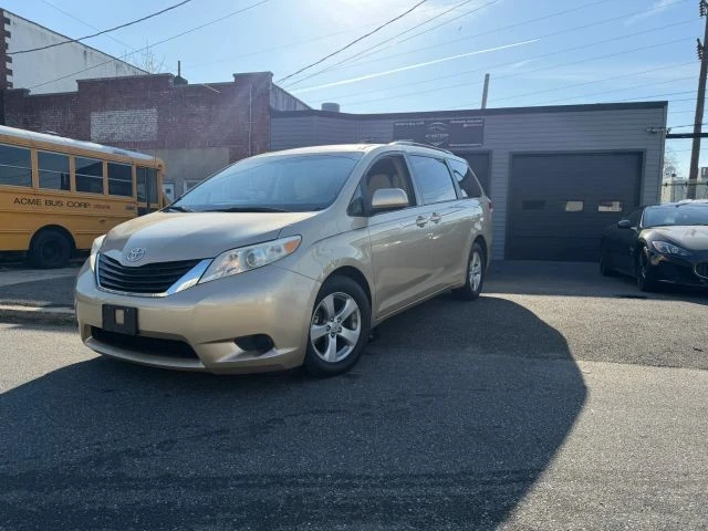 2011 Toyota Sienna 3rd Gen - Image 2 of 13