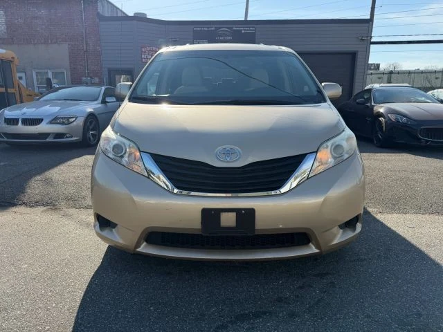 2011 Toyota Sienna 3rd Gen - Image 3 of 13