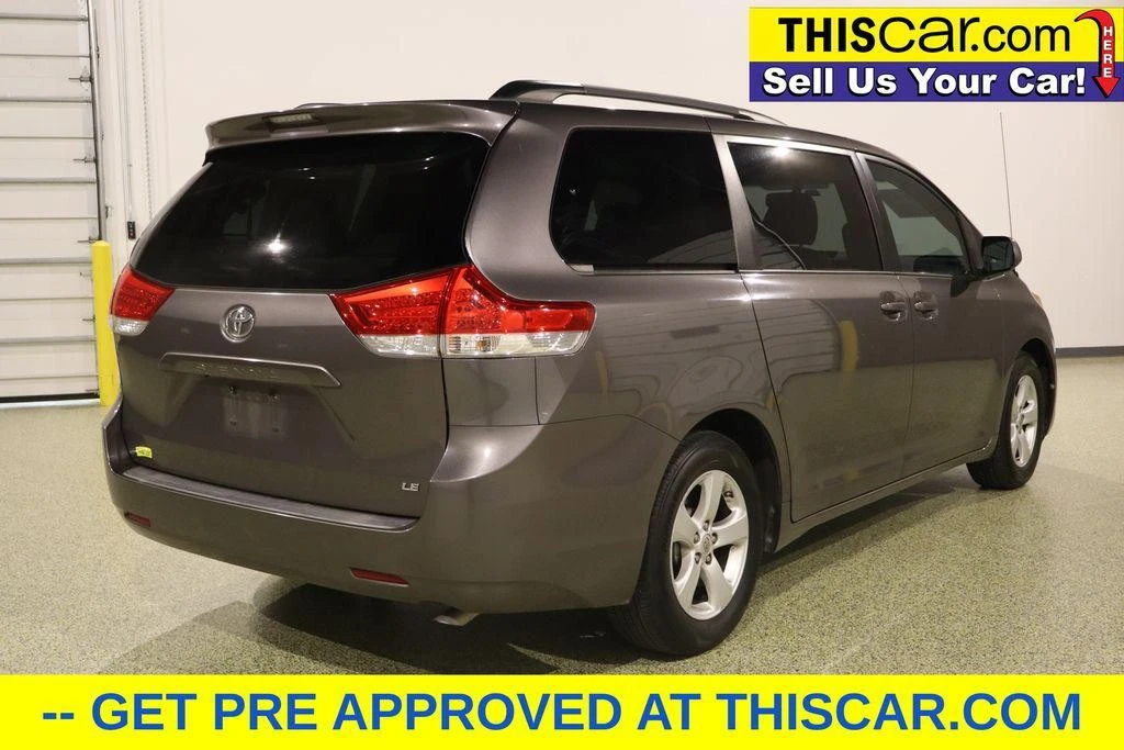 2011 Toyota Sienna 3rd Gen - Image 9 of 12