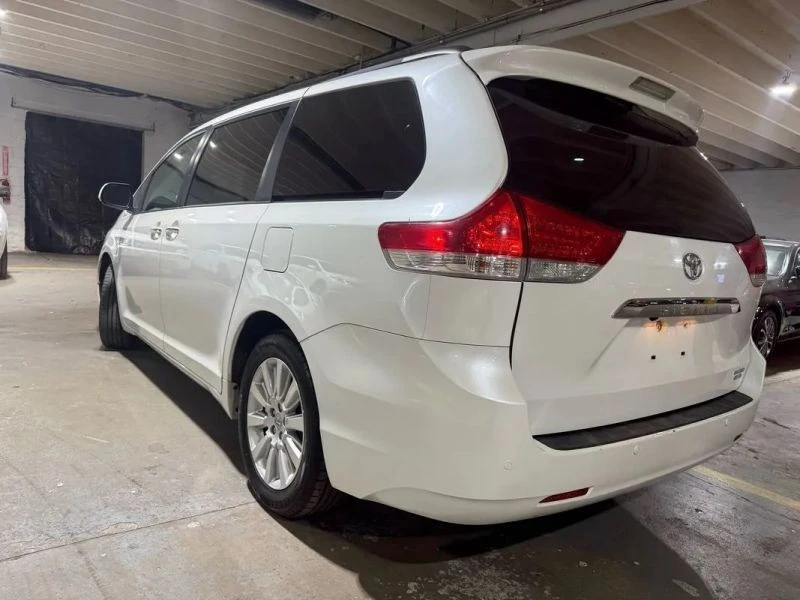 2011 Toyota Sienna 3rd Gen - Image 3 of 12