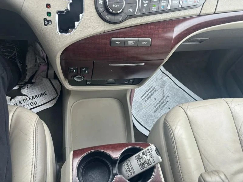 2011 Toyota Sienna 3rd Gen - Image 12 of 12