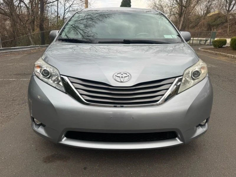 2011 Toyota Sienna 3rd Gen - Image 2 of 12