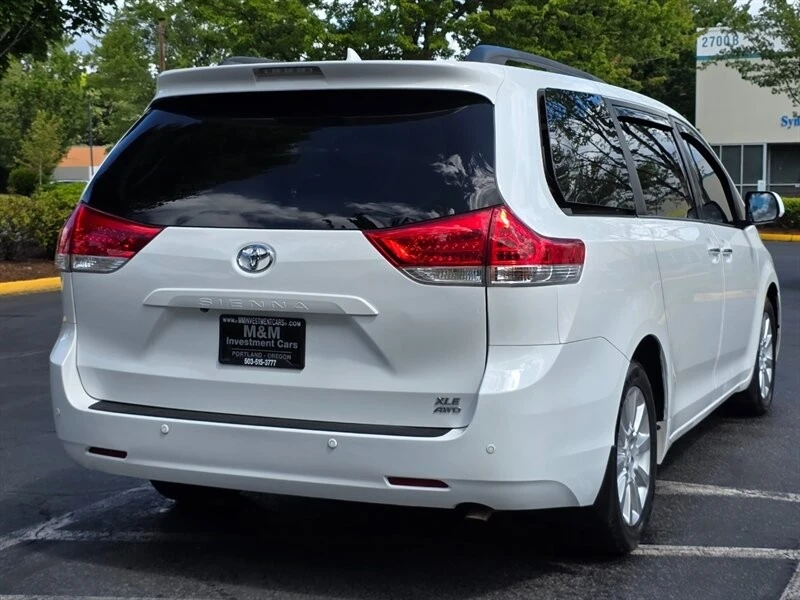 2011 Toyota Sienna 3rd Gen - Image 8 of 21
