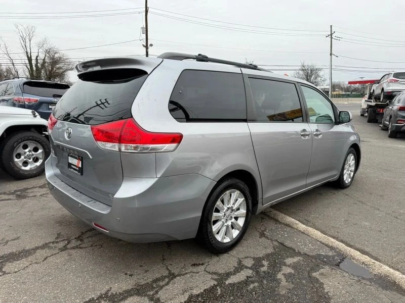 2011 Toyota Sienna 3rd Gen - Image 10 of 12
