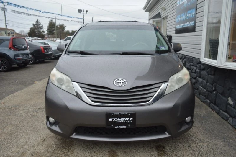 2011 Toyota Sienna 3rd Gen - Image 8 of 12