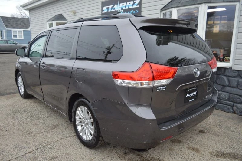 2011 Toyota Sienna 3rd Gen - Image 3 of 12