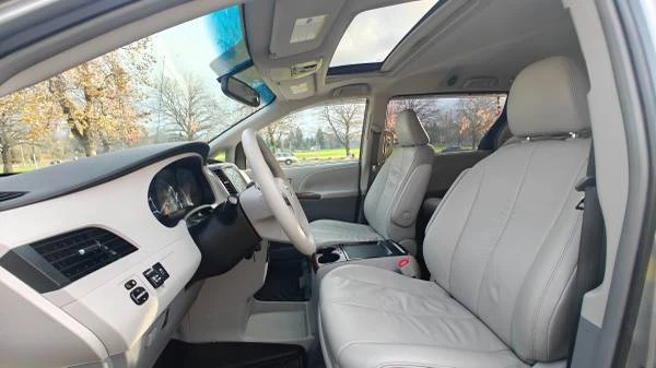 2011 Toyota Sienna 3rd Gen - Image 18 of 21