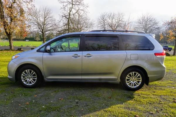 2011 Toyota Sienna 3rd Gen - Image 3 of 21